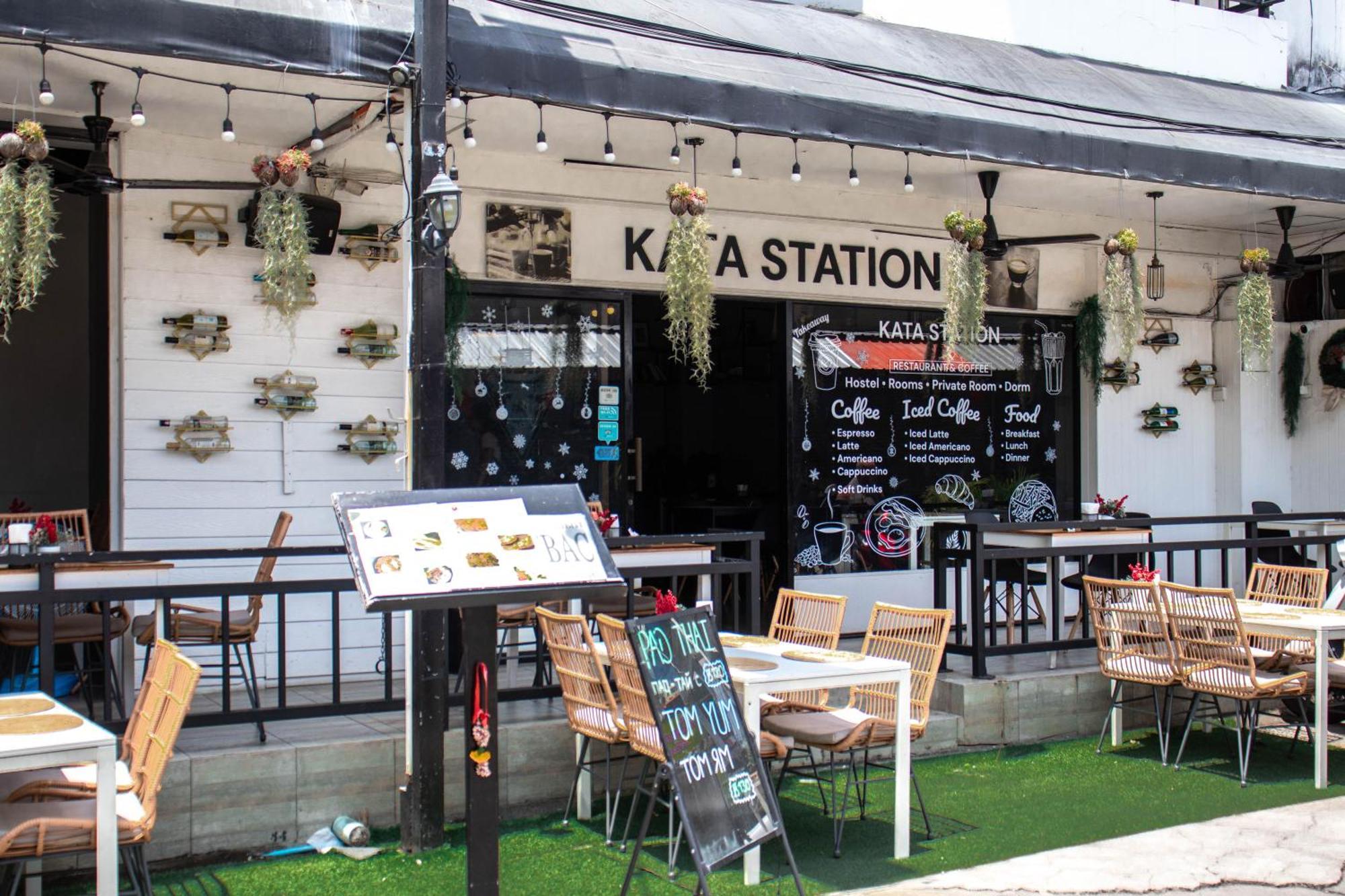 Kata Station Boutique Hotel Exterior photo